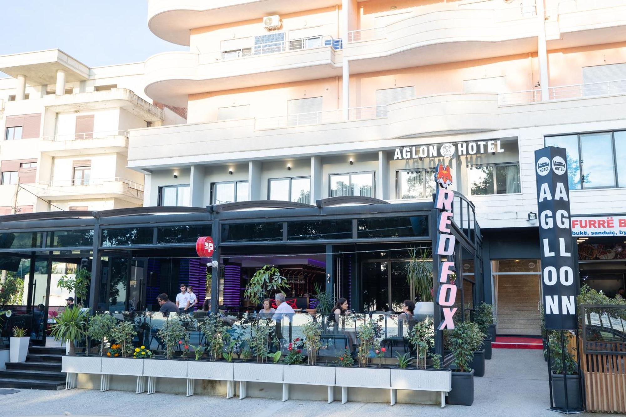 Aglon Twin'S Hotel Vlorë Buitenkant foto